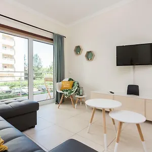 Apartamento Kali - With Pool, Portimão